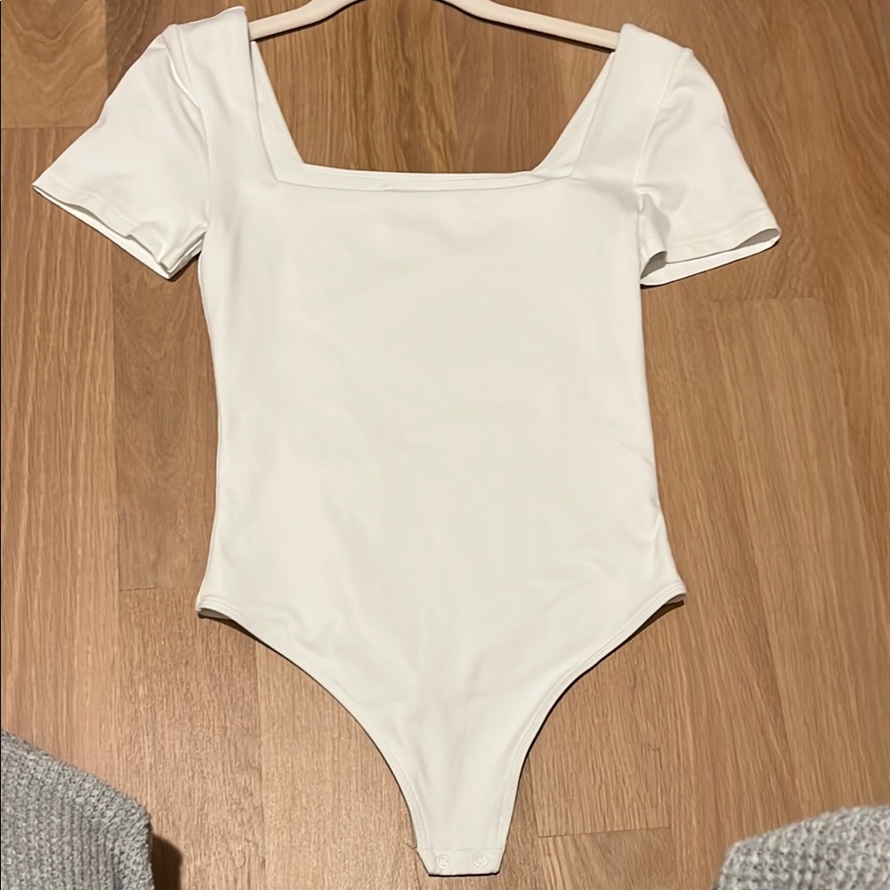 Babaton contour aritzia body suit